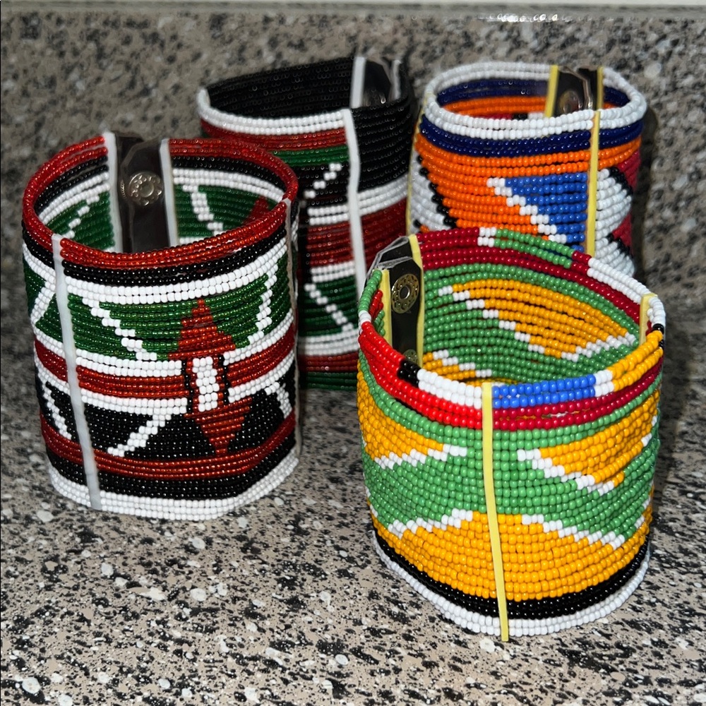 Handcrafted African Beaded Bracelet - Picture 9 of 9